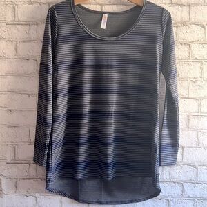 NWT Long Sleeve Striped Shirt Tee LuLaRoe Lynnae Size Small Navy